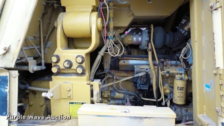 image for item DA2920 1989 Caterpillar 963 track loader