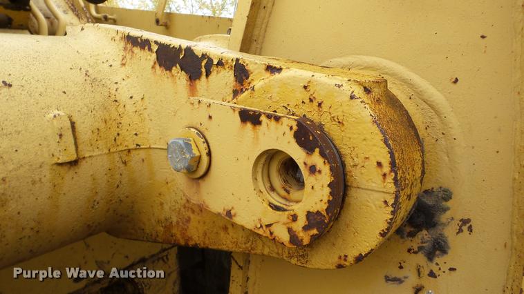 image for item DA2920 1989 Caterpillar 963 track loader