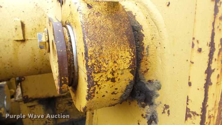 image for item DA2920 1989 Caterpillar 963 track loader