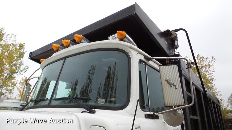 image for item DA2921 1999 Mack DM690S dump truck