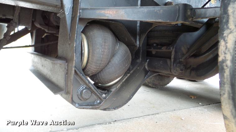 image for item DA2921 1999 Mack DM690S dump truck