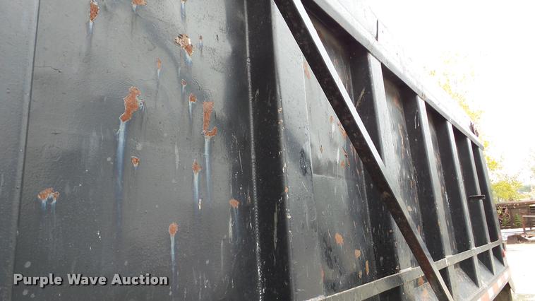 image for item DA2921 1999 Mack DM690S dump truck