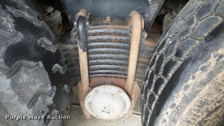 image for item DA2921 1999 Mack DM690S dump truck