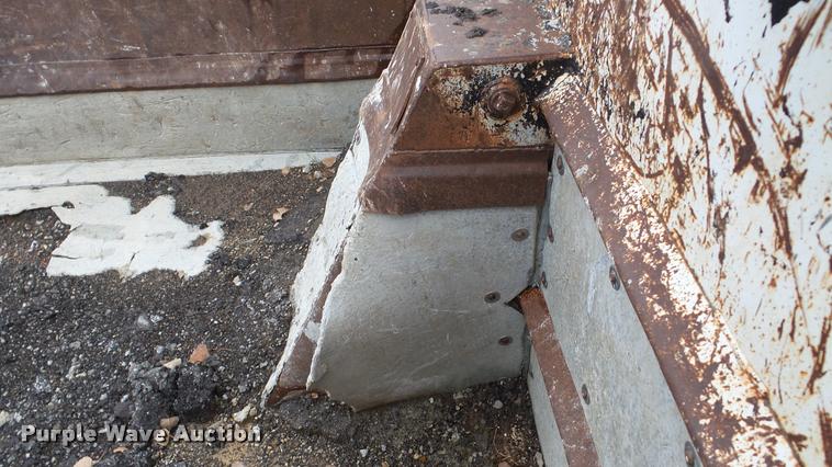 image for item DA2921 1999 Mack DM690S dump truck