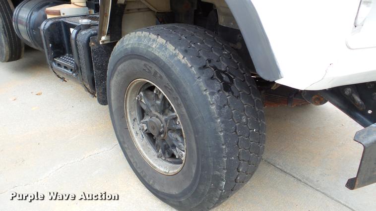 image for item DA2921 1999 Mack DM690S dump truck