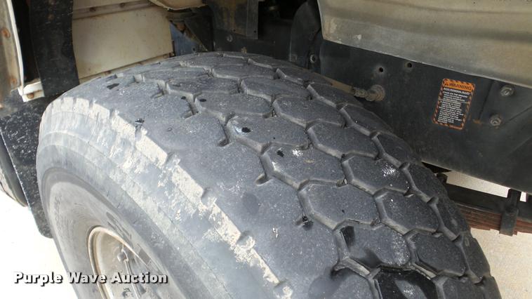 image for item DA2921 1999 Mack DM690S dump truck