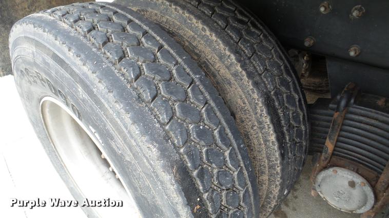 image for item DA2921 1999 Mack DM690S dump truck