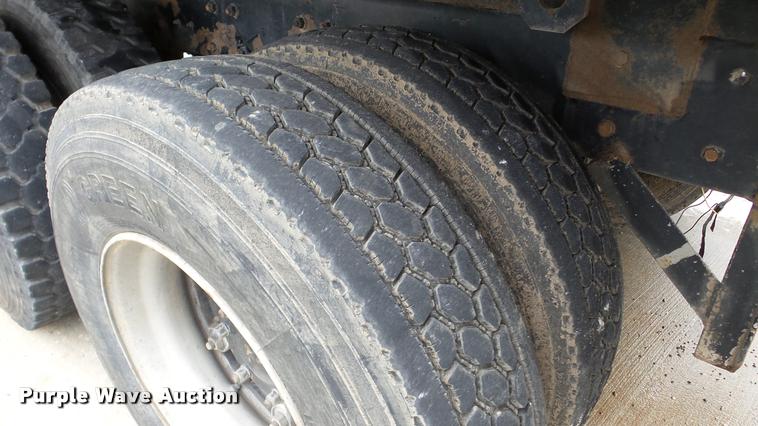 image for item DA2921 1999 Mack DM690S dump truck