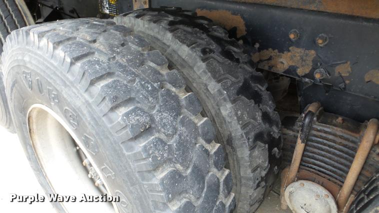 image for item DA2921 1999 Mack DM690S dump truck