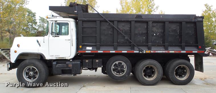 image for item DA2922 1999 Mack DM690S dump truck