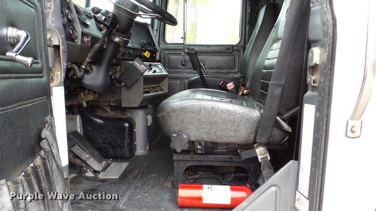 image for item DA2922 1999 Mack DM690S dump truck