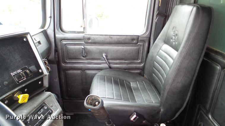 image for item DA2922 1999 Mack DM690S dump truck