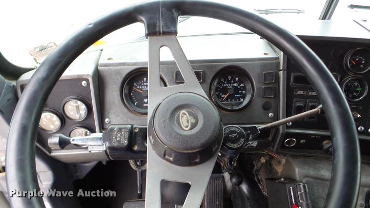 image for item DA2922 1999 Mack DM690S dump truck