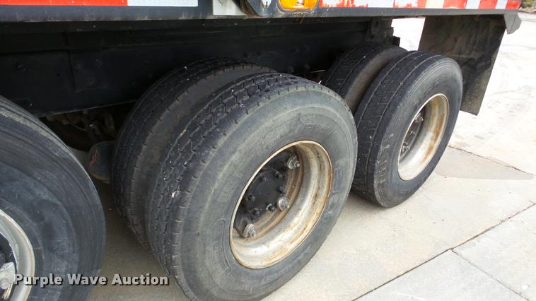 image for item DA2922 1999 Mack DM690S dump truck