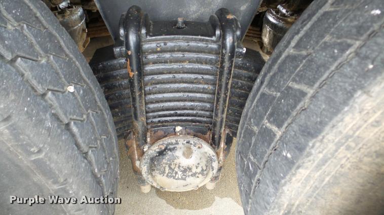 image for item DA2922 1999 Mack DM690S dump truck