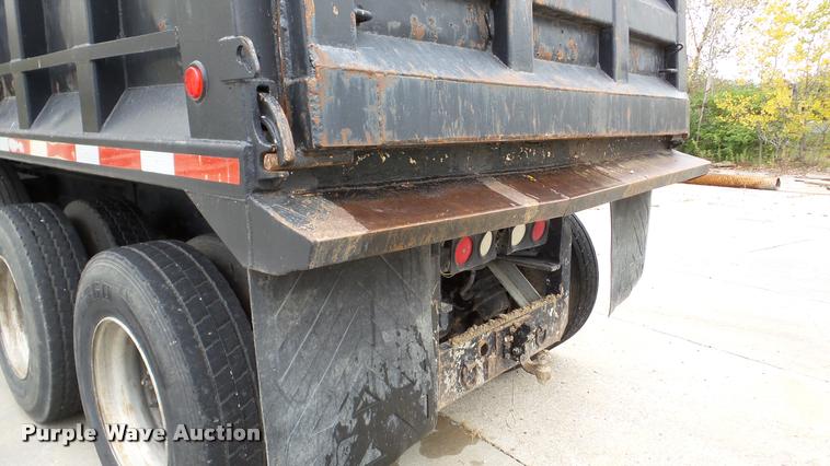 image for item DA2922 1999 Mack DM690S dump truck