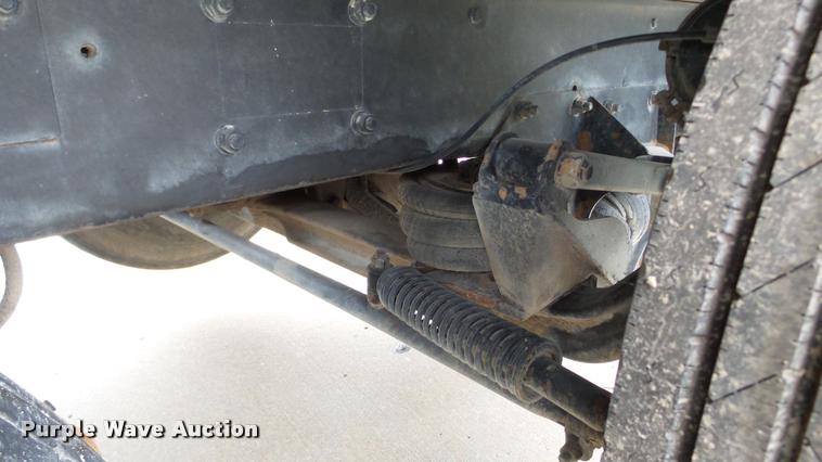 image for item DA2922 1999 Mack DM690S dump truck