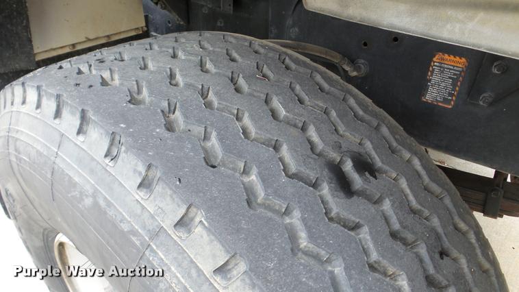 image for item DA2922 1999 Mack DM690S dump truck