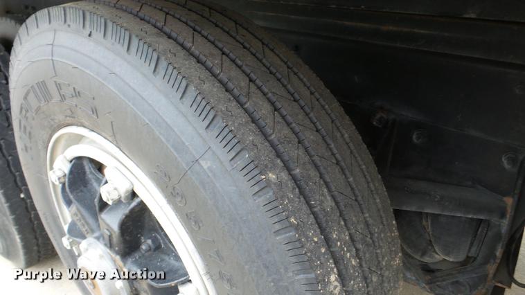 image for item DA2922 1999 Mack DM690S dump truck