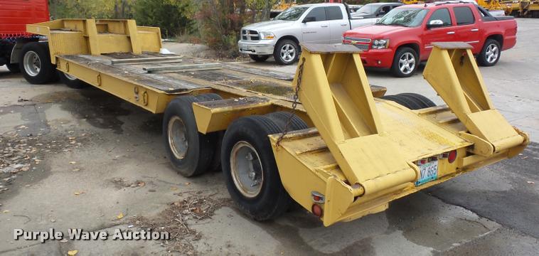 image for item DA2924 1971 Hyster C25TH equipment trailer