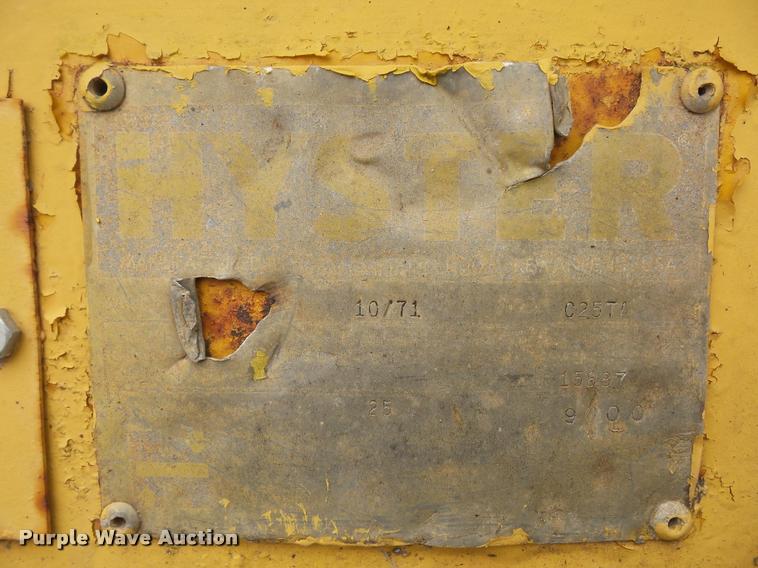 image for item DA2924 1971 Hyster C25TH equipment trailer
