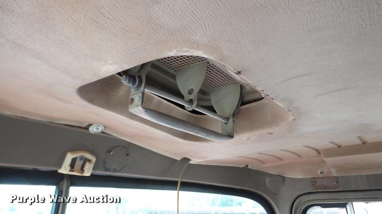 image for item DA2926 1984 Mack DM685S dump truck