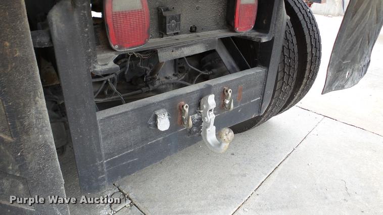 image for item DA2926 1984 Mack DM685S dump truck