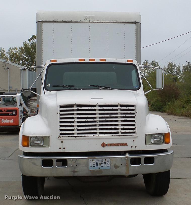 image for item DA2929 1992 International 4700 box truck