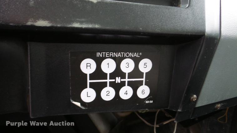 image for item DA2929 1992 International 4700 box truck