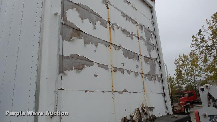 image for item DA2929 1992 International 4700 box truck