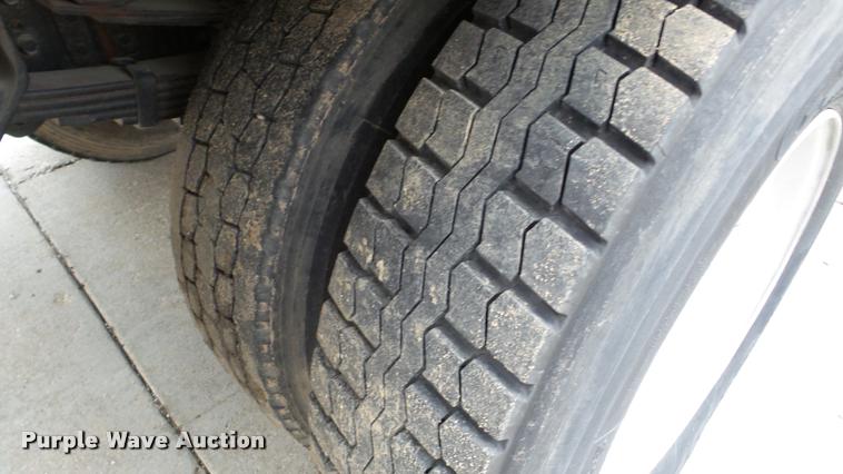 image for item DA2929 1992 International 4700 box truck