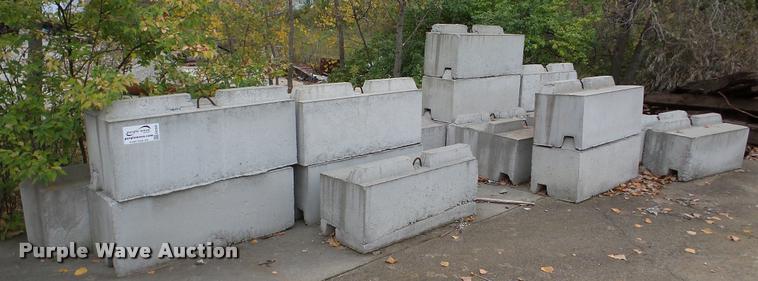 image for item DA2930 (20) wall blocks