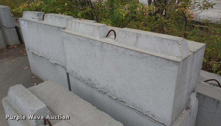 image for item DA2930 (20) wall blocks