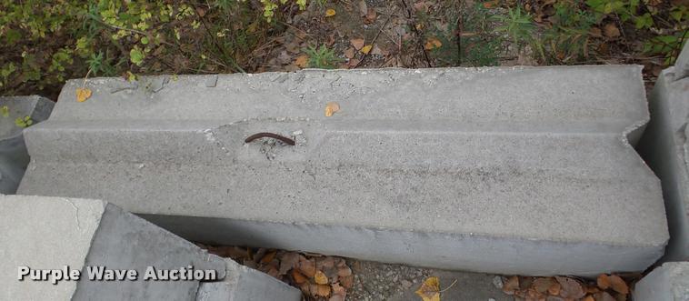 image for item DA2930 (20) wall blocks