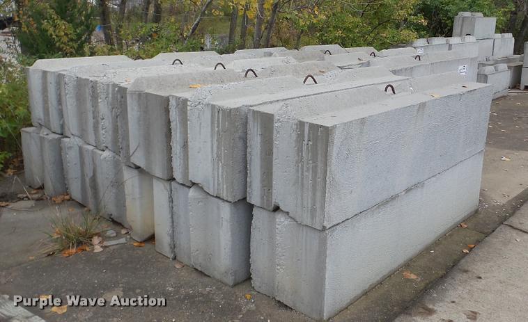 image for item DA2931 (22) wall blocks