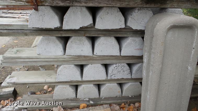 image for item DA2932 (27) curb blocks