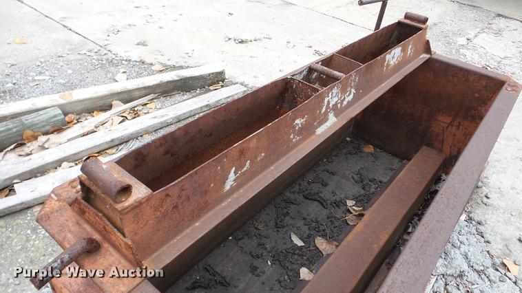 image for item DA2933 Wall block forms