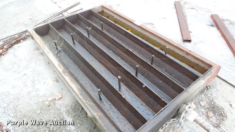 image for item DA2934 Curb block form