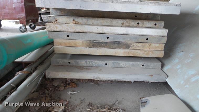 image for item DA2939 Concrete forms