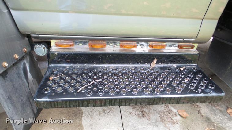 image for item DA8911 2009 GMC C5500 rollback truck