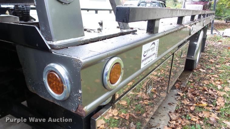 image for item DA8911 2009 GMC C5500 rollback truck