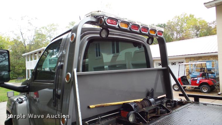 image for item DA8911 2009 GMC C5500 rollback truck