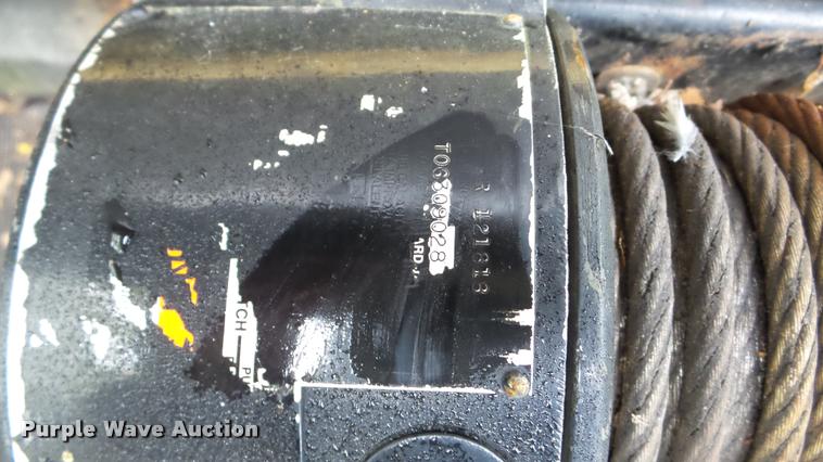 image for item DA8911 2009 GMC C5500 rollback truck