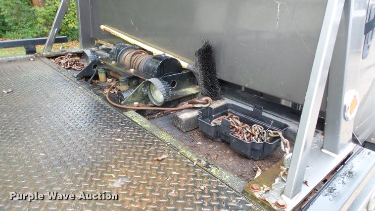 image for item DA8911 2009 GMC C5500 rollback truck