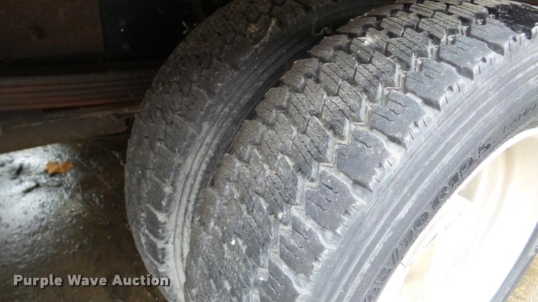 image for item DA8911 2009 GMC C5500 rollback truck