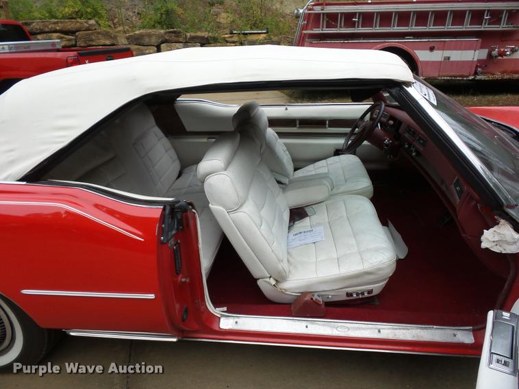 image for item L4382 1975 Cadillac Eldorado convertible