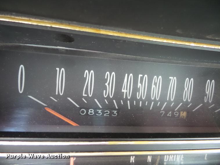 image for item L4382 1975 Cadillac Eldorado convertible