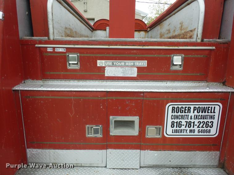 image for item L4390 1975 Ford fire truck