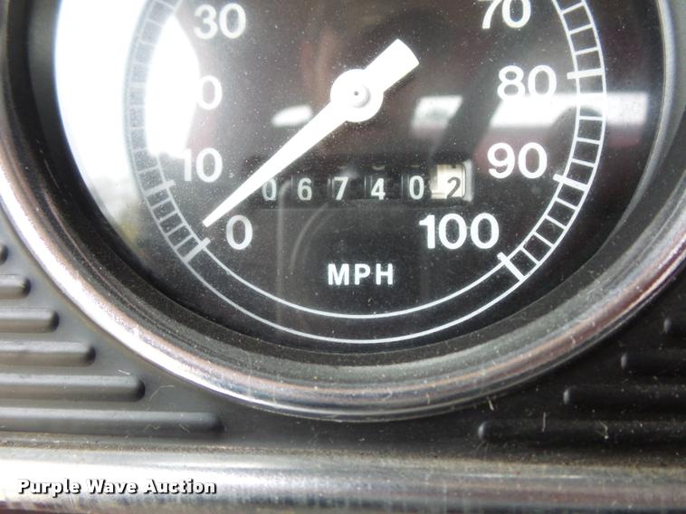 image for item L4390 1975 Ford fire truck