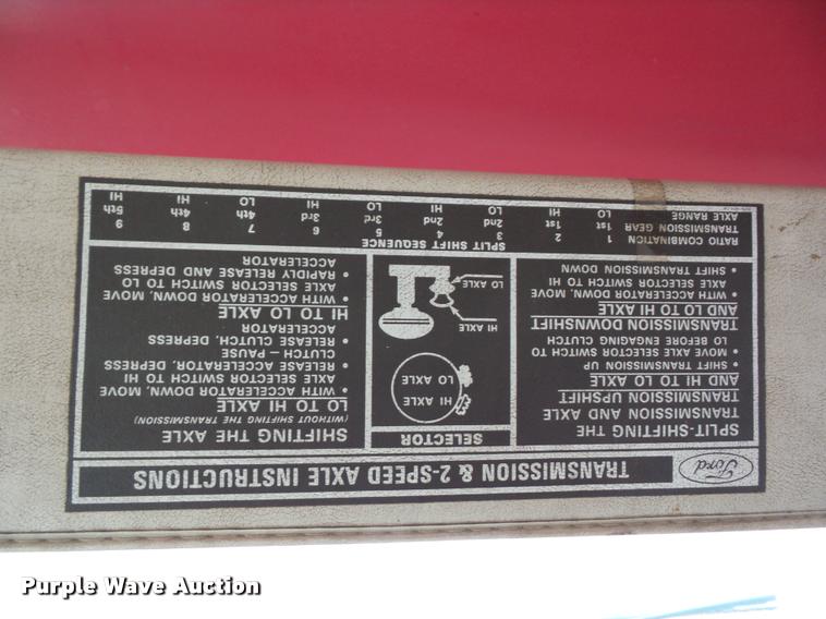 image for item L4390 1975 Ford fire truck